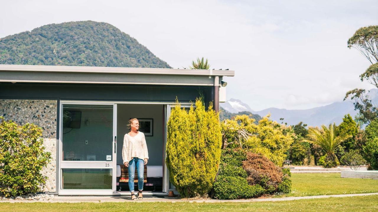 Heartland Hotel Haast Eksteriør billede